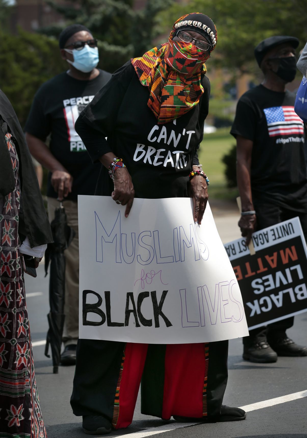Muslims march mosque to mosque through Grand Center